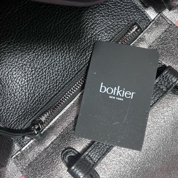 Botkier New York real leather classy backpack dark academia vibes - Picture 6 of 8